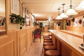 Bar (en el alojamiento)