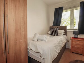 Chaumière | 3 chambres, décor unique, ameublement unique, accès au Wi-Fi (inclus)