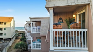 Terrace/patio - Newly Updated Ocean View 2BR/2BA • 50 Steps to Beach • Walk to Apache Pier (Myrtle Beach)