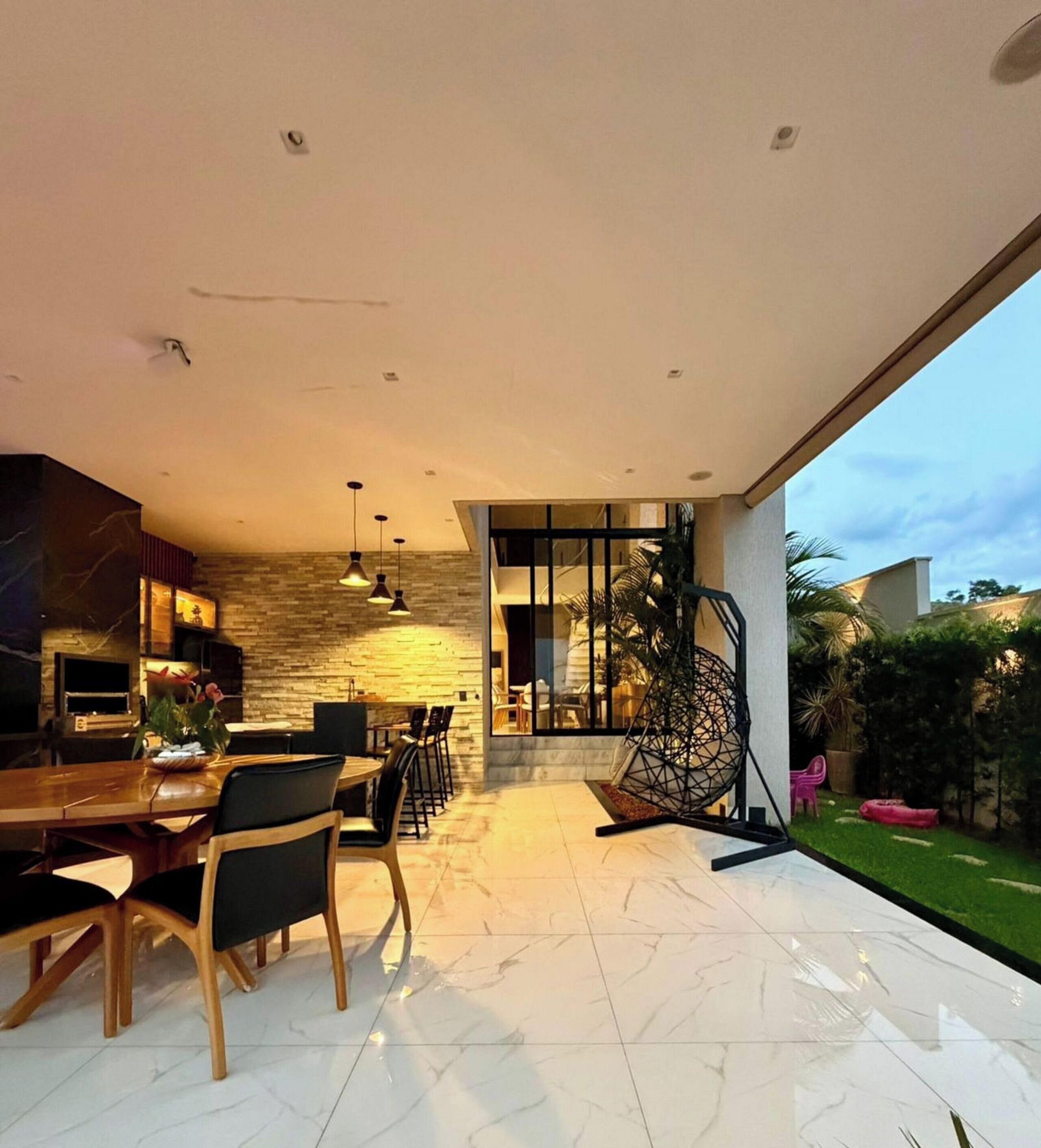 Chalet | Outdoor dining