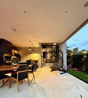 Chalet | Buiten dineren