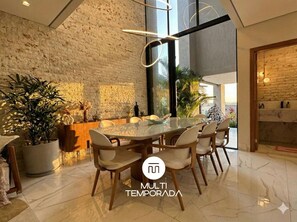 Chalet | Dining - Moto GP Goiânia - Casa Premium - Piscina (Senador Canedo)