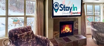 3 bedroom at Polaris Lodge