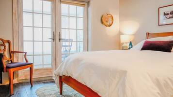 3 chambres, fer et planche à repasser, Wi-Fi gratuit, draps fournis