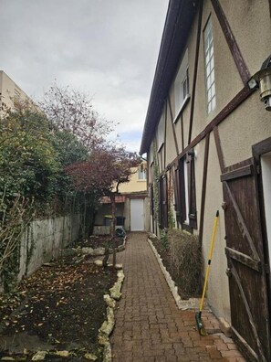 Property grounds - La Longère - REIMS - City break (REIMS)