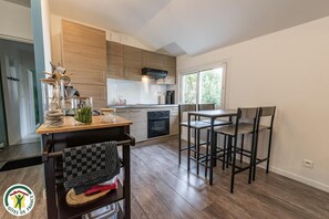 Private kitchen - La Longère - REIMS - City break (REIMS)