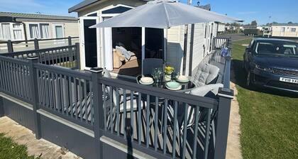 Millfield Holiday Park - The Diamond K8