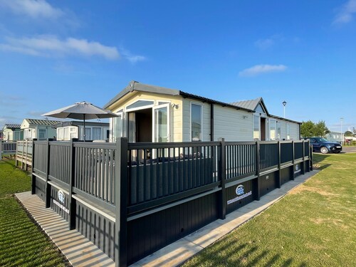 Millfield Holiday Park - The Diamond K8