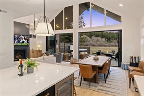 Interior - 5BR Meadow Mt View, Hot Tub, BBQ, Chefs Kitch (Cle Elum)