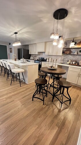 Paradise is a peaceful place to provide your staying comfortable.