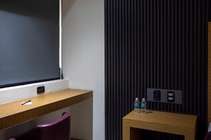 Suíte standard, vista para a cidade | Parte interna