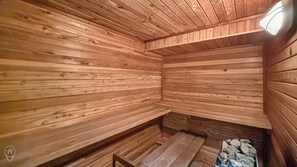 Sauna - The Big Dipper - 3 Bdrm Mountain Vista (Kimberley)