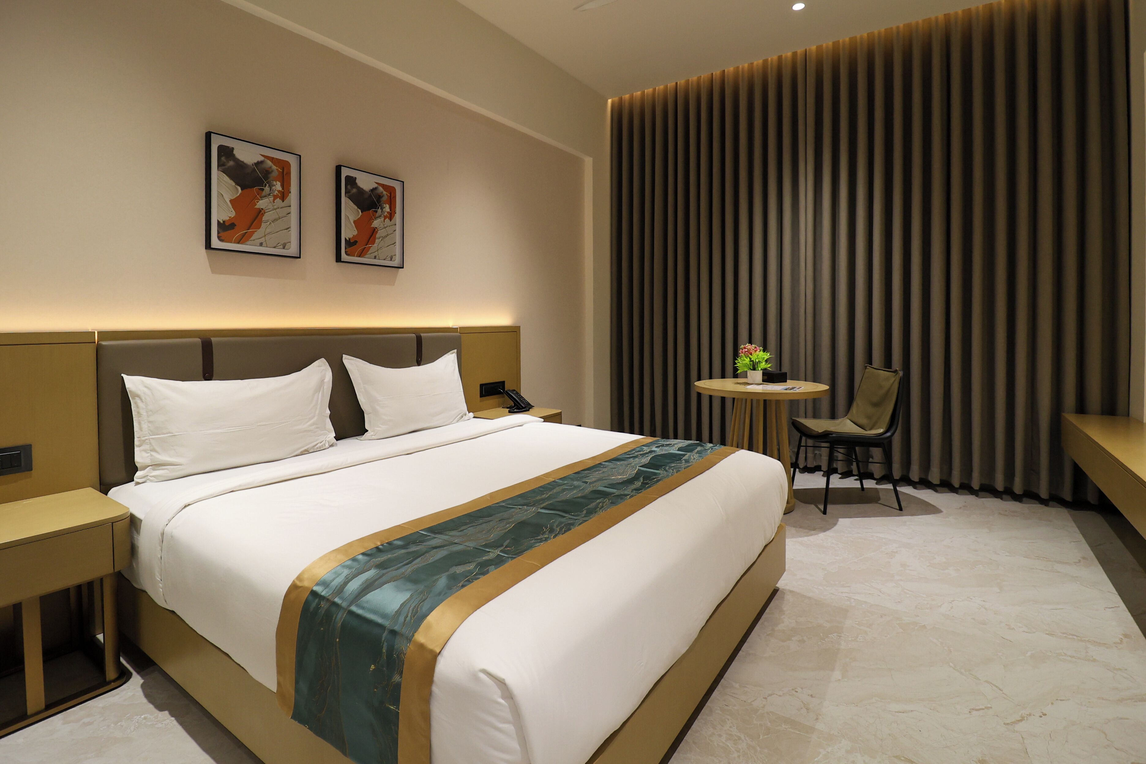 Superior Room, Garden View