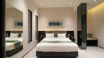 Premium Room, Garden View | Desk, free WiFi