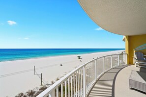 On the beach - Low Floor w Direct Gulf-front 2BR/BA at Emerald Isle, Beach Chair Set Up Included, Beachfront Pool, Hot Tub & Fitness Center on PCB's Quiet West End! (Panama City Beach)