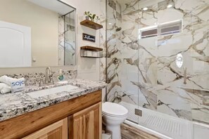 Shower, bidet, towels