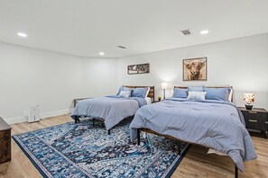 6 bedrooms, iron/ironing board, free WiFi, bed sheets