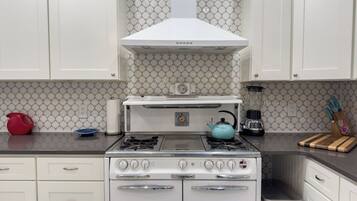 Deluxe House | Private kitchen