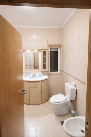 Bathroom - House in Elvas - World Heritage Site, with Private Parking 6 min from Spain (Elvas)