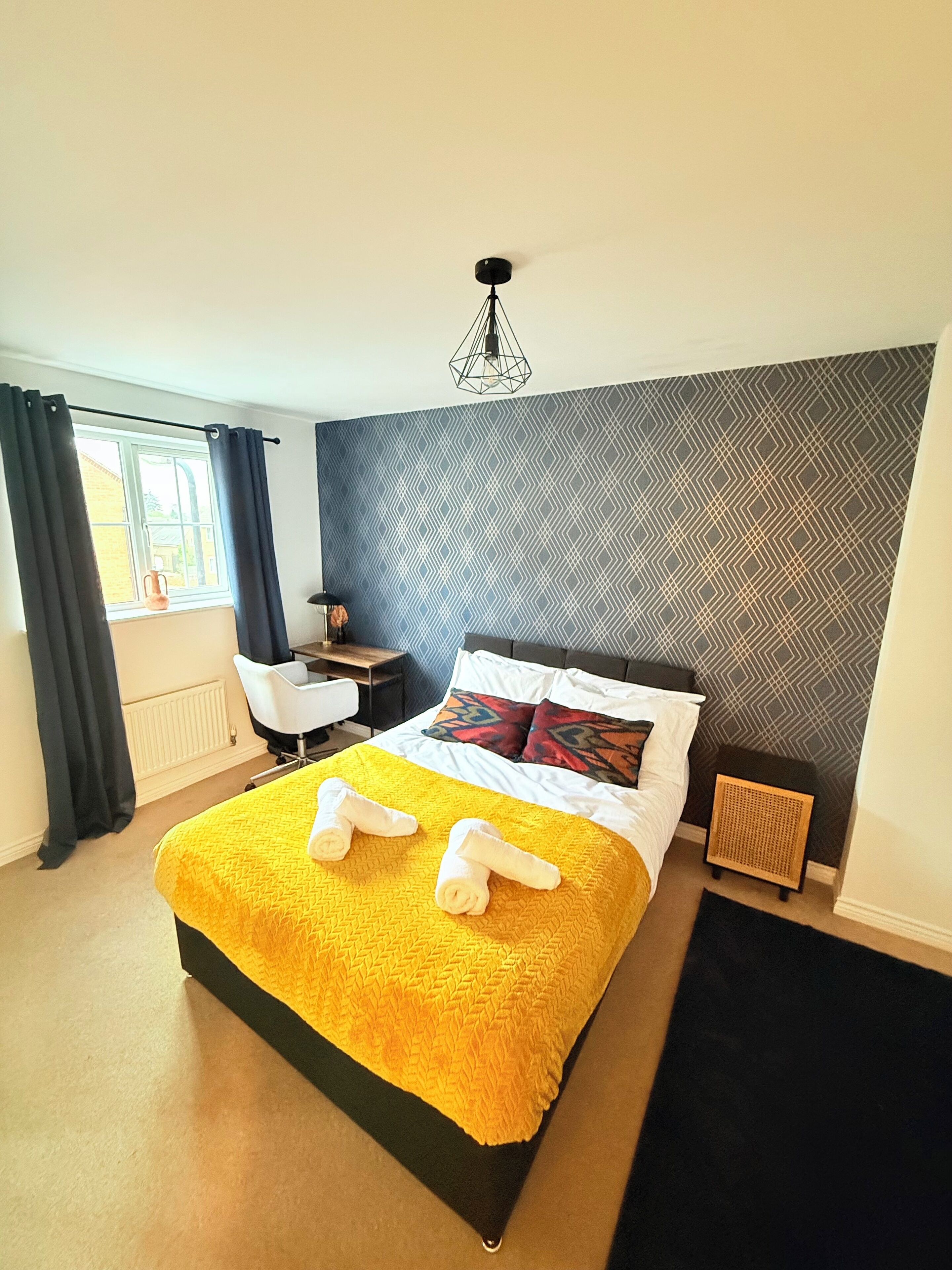 5 bedrooms, iron/ironing board, WiFi