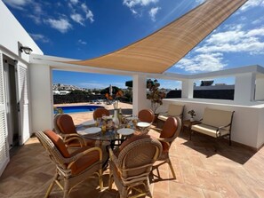 Outdoor dining - Villa Las Coloradas - An Ideal Retreat in Playa Blanca (Playa Blanca)