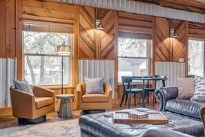 Living area - Lakefront Retreat, Sleeps 20, Pool, Dock, Firepit, Kayaks, Game Room (Granbury)