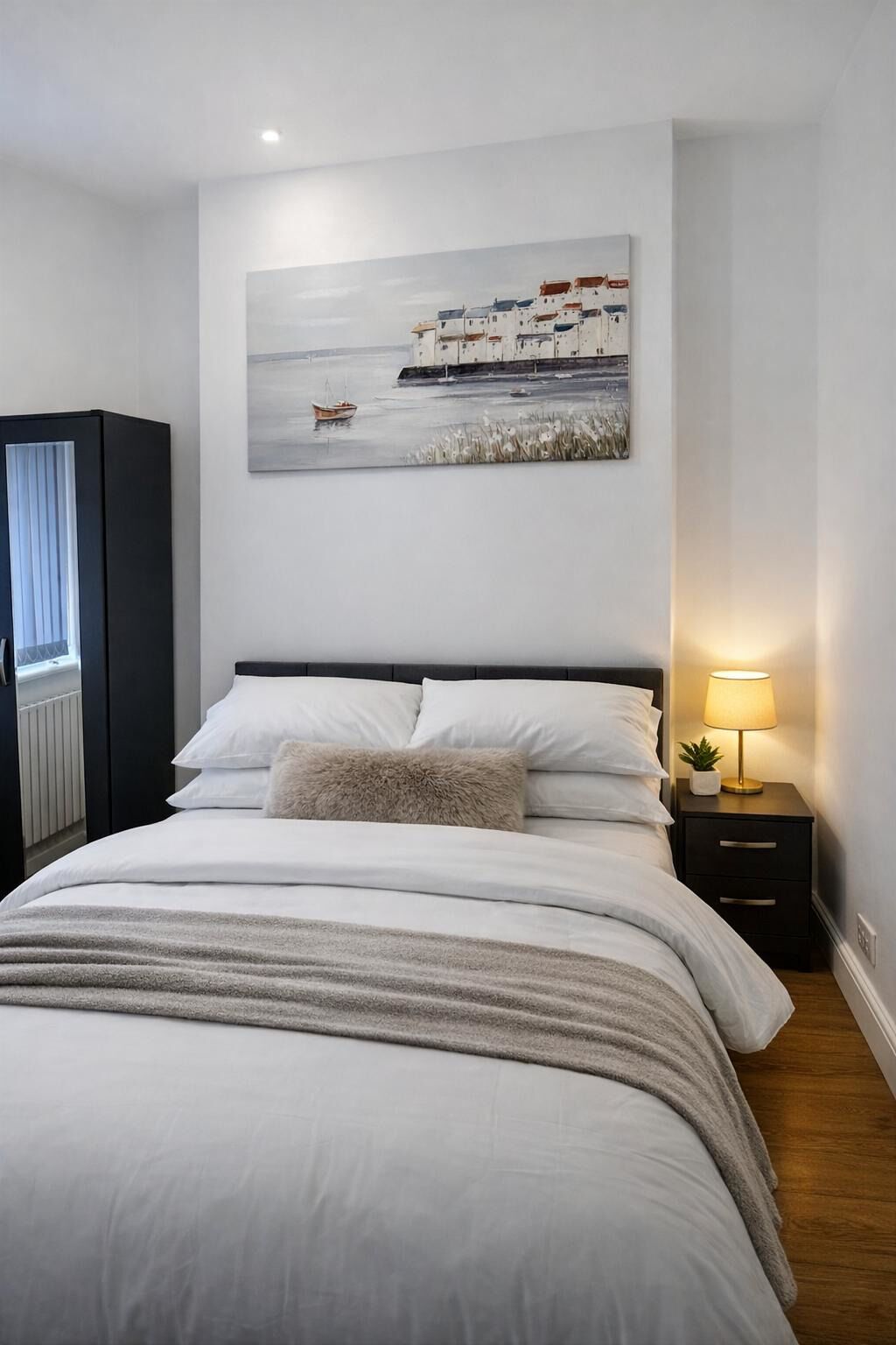 1 bedroom, in-room safe, desk, iron/ironing board