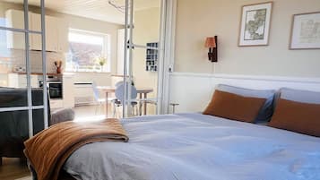 2 Schlafzimmer, Bügeleisen/Bügelbrett, kostenloses WLAN