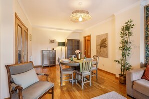 Apartment | 1 bedroom - Sunny Beachside Escape by Minho s Guest (Povoa De Varzim)