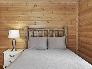 3 chambres, bureau, Wi-Fi, draps fournis