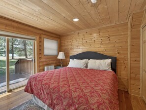 3 habitaciones, escritorio, wifi y ropa de cama 