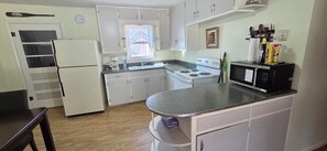 Private kitchen - Rolly"s house home away from home (Warsaw)