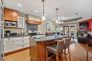 Fridge, microwave, oven, stovetop - Scenic Mountain Suite, Fireplace, Resort Amenities (Canmore)