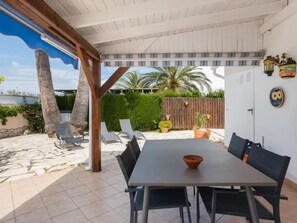 Outdoor dining - Quiet house with pool near the sea - 4 guests (Denia)