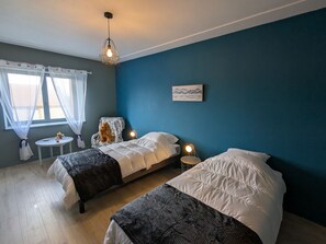 3 chambres, accès au Wi-Fi (inclus), literie fournie