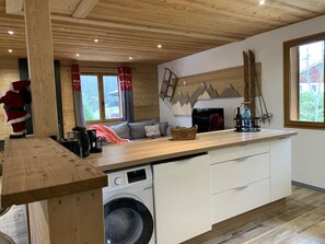 Interior - Spacious chalet - 10 guests (Châtel)
