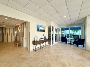 Interior - 🐬  SUMMER SPECIAL! Newly Remodeled Beachfront Apollo Condo, 9th Floor! (Marco Island)