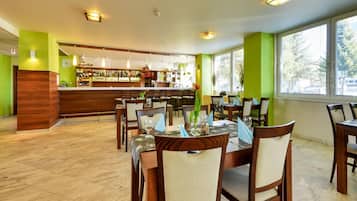 Bar (en la propiedad)