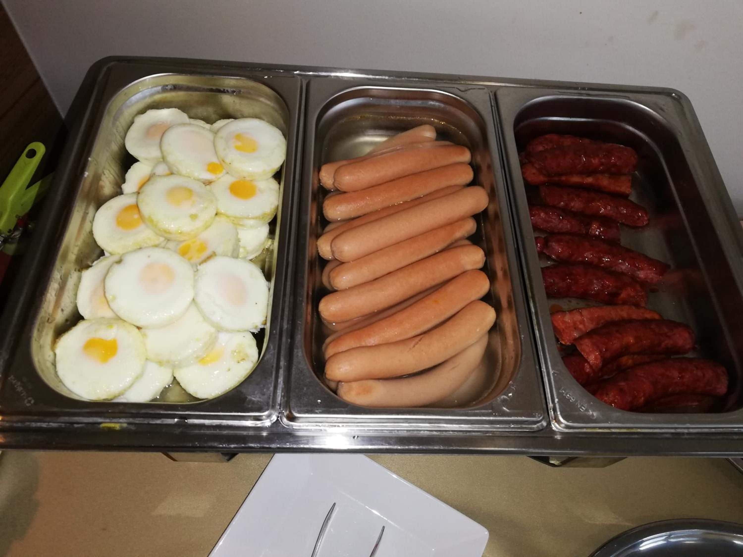 Alimentos y bebidas