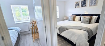 Fielding House*Sleeps 5*Parking