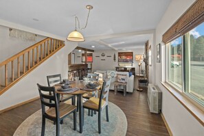 Dining - New Listing! "Boomtown Bungalow"! In Town off Main Street, 2 Bed, 2 bath Close to 2 Chairlifts! (Red River)