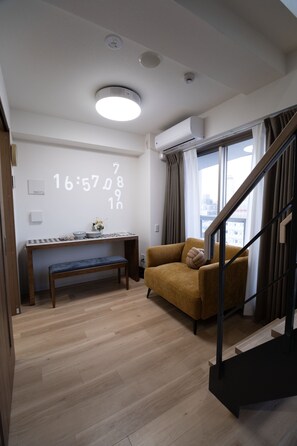 家庭套房, 城市景观 | 起居区