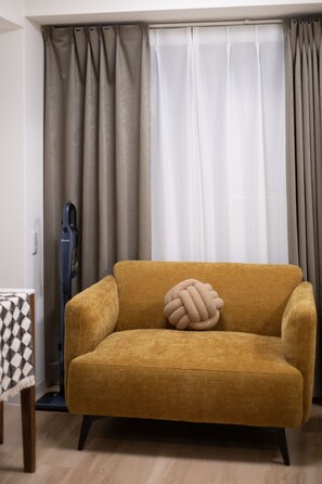 标准公寓, 城市景观 | 起居区