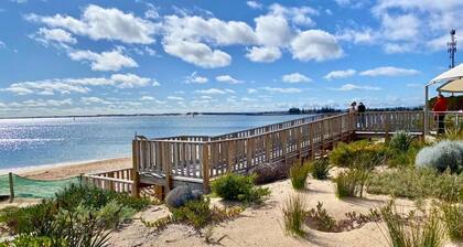 Sea Views Holiday Home- South Bunbury