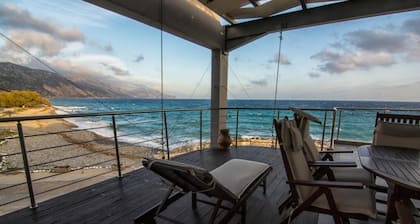 Gonis Suites - Paleochora