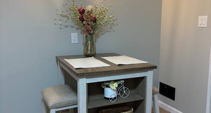 Parkside Loft 1 BR Apartment in Wilmington- Pet Friendly