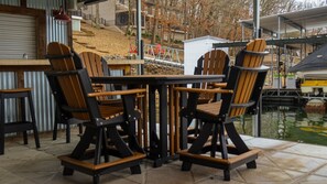 Outdoor dining - Spacious Lakefront Getaway with Dock in Quiet Cove (Lake Ozark)