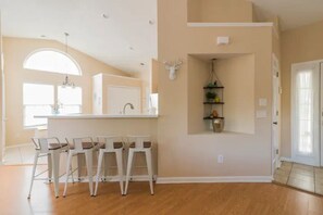 Interior - Cozy 3BR/2BA in North Lake Area (Charlotte)