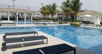 Oasis Luxury Residence in a safe residential area near Guayaquil and Samborondón
