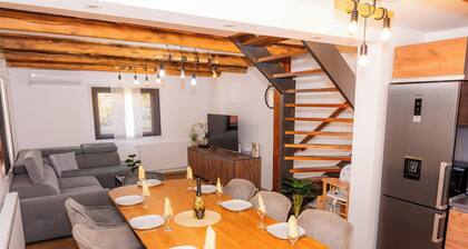 Villa in der Stubica-Region mit Wellnessbereich, Jacuzzi, Sauna und Pool zum Entspannen